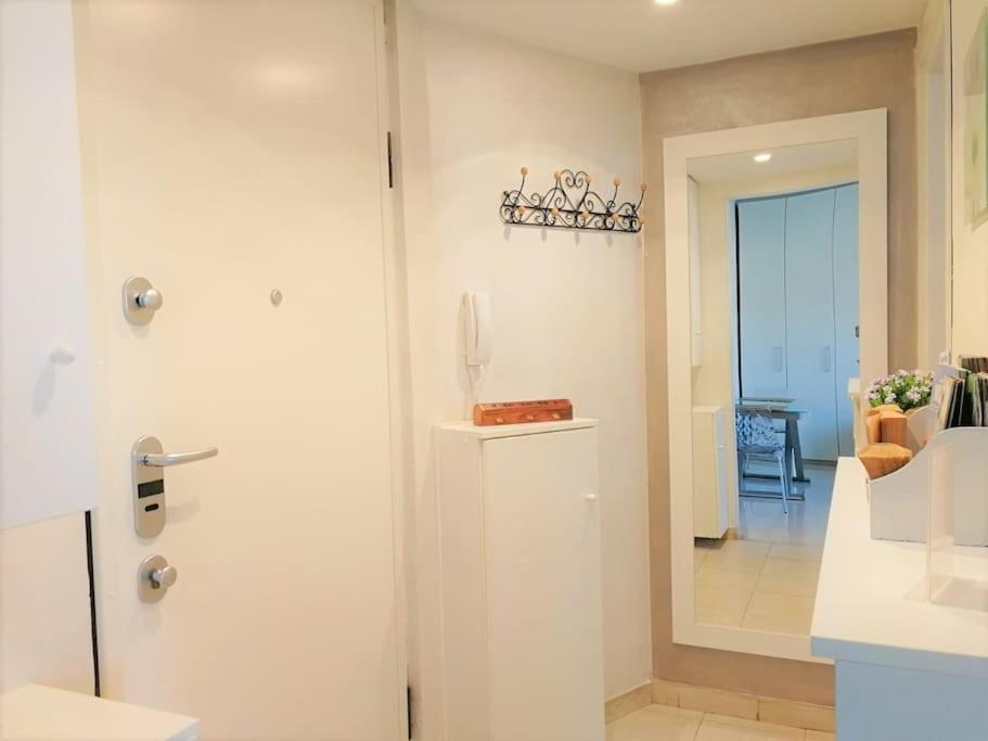Gef House - Studio Apartment Bande Nere มิลาน ภายนอก รูปภาพ